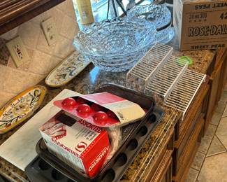 Punch bowls and cups