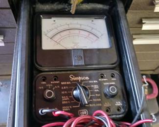 Simpson voltmeter