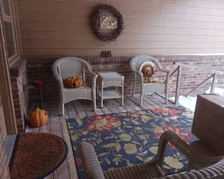 White wicker patio furniture