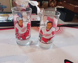 1988 Detroit Red Wings glasses from Little Caesars