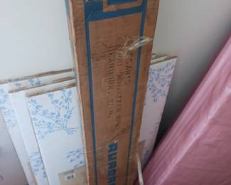 Movie projector screen