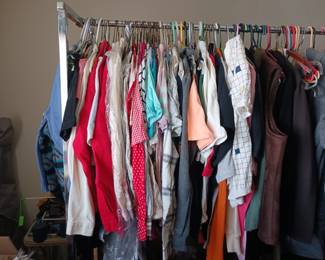 Women's clothing size large and extra large some new with tags