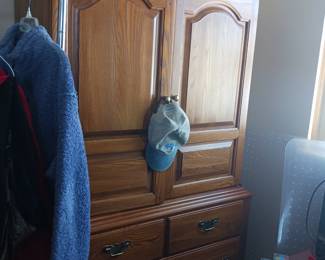 Four drawer wardrobe