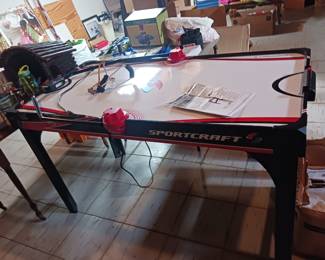 Air hockey set