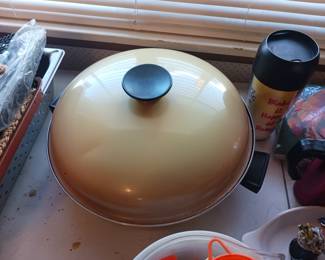 Vintage yellow steamer pot by Royal