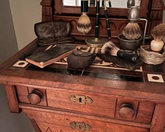 Essentials used for shaving.
