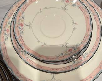 Emily design, Lenox.  20 pieces. 