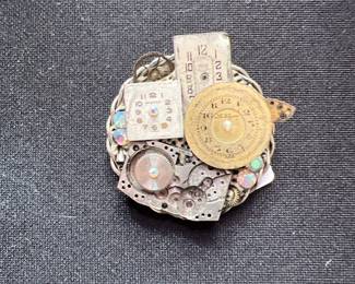 VINTAGE Leah Manis Steampunk Brooch Handmade Antique Clock Watch Parts 1.25"