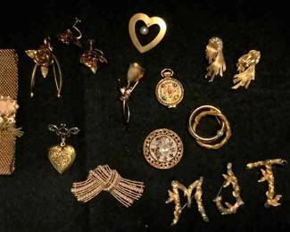 costume gold tone