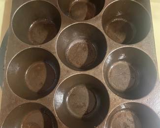 USA popover cast iron