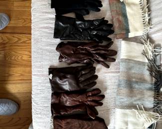 Leather gloves assorted sizes