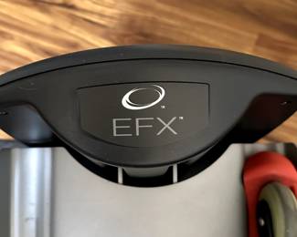 PRECOR USA EFX 5.17  Elliptical