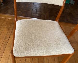 Erik Buch  Chair ( 4 side, 1 Arm) Denmark