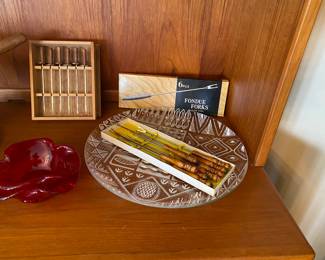 Mid Century Fondue Forks/Box. Mid Century Gay Fad Serve Ware