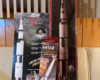 Model Rocket Kits - Estes Antar & Saturn V + Revell Apollo/Saturn V