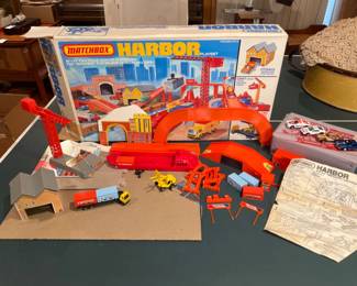 Vintage Matchbox Harbor Playset & Hot Wheels Scorchers +