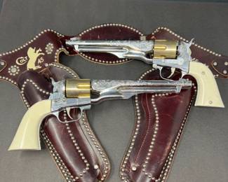 Vintage Hubley 14" Diecast Colt 45 Cap Gun Pair w/Belt