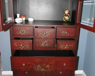 Just look at all that storage and display area