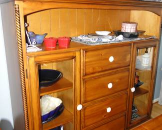 Solid wood, great design, works with any decor