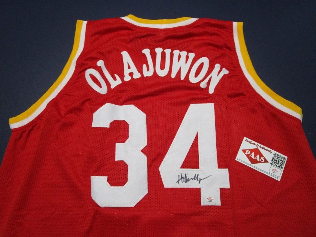 January Sports Memorabilia Auction Week 4 Part 1 starts on 1/24/2024