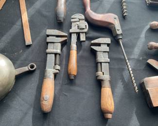 ANTIQUE TOOLS