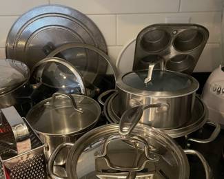 Assortment of Pots & Pans