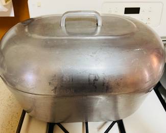 Vintage Wagner Ware Magnalite Roaster (17 Quart)  4269