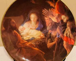 Beautiful Madonna Plate & Stand