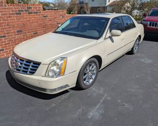 2011 CADILLAC DTS