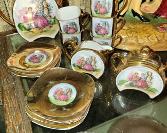 Versailles  Porcelain  Set 