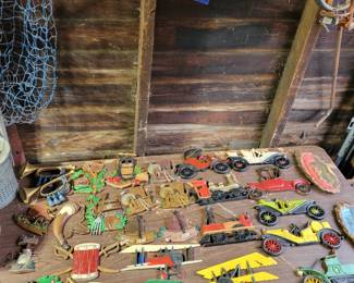 Sexton Vintage Wall Plaques 