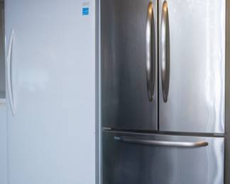 Refrigerator - Stainless Steel - 24.8 cu. ft. French Door with 5 Spill-Catcher Glass Shelves

Frigidaire Energy Star Upright Freezer - White in Color