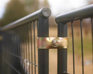 Retriever brand kennel dog animal fence panels 6' x 5'