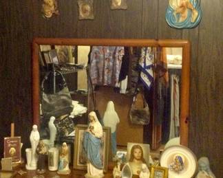 Blessed mother religious figures