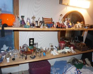 decor, figurines, collectibles