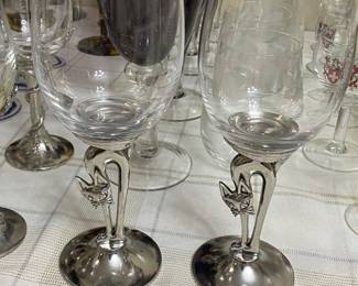 only found 2 of these cat wine glasses but THEY ARE SO CUTE !