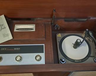 VINTAGE record player