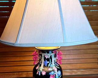 Vintage Asian Inspired Table Lamp
