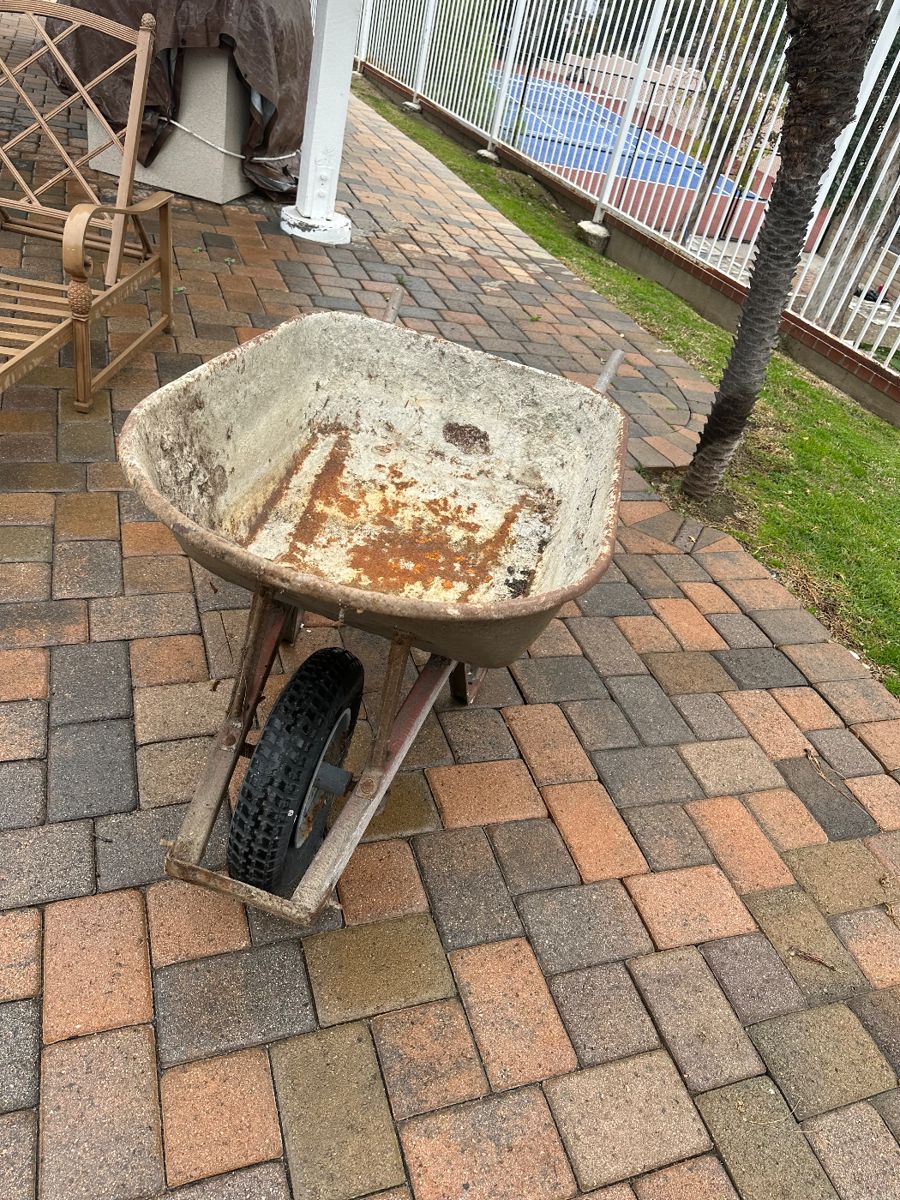 Villa Park Estate Sale starts on 1/26/2024