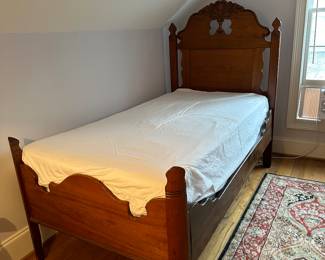 Another great antique twin bed