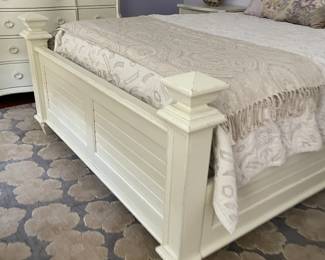 Lexington Coastal Queen Bed