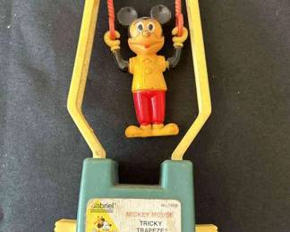 Micky Mouse Tricky Trapeze