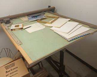 Drafting table