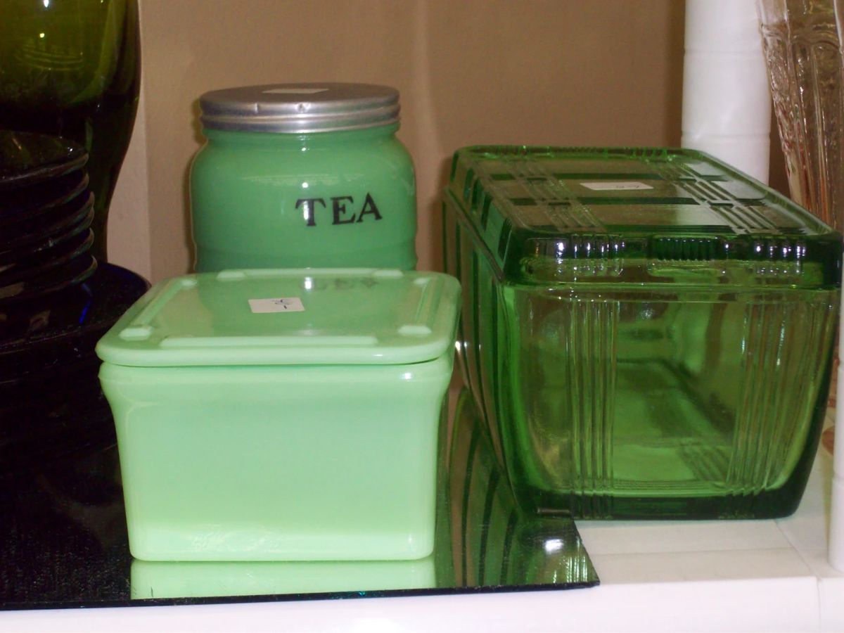 Glass,pottery and china in Jacksonville, FL starts on 1/27/2024