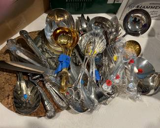 LOTS AND LOTS OF SERVING PIECES.