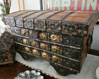 Fabulous Brutalist style Trunk