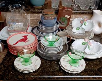 Kitchen. Vaseline Glass!