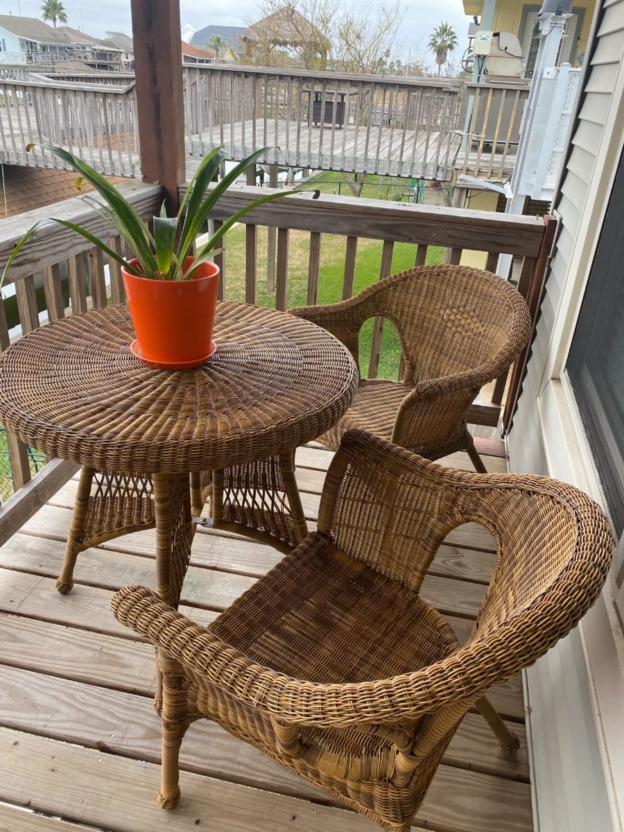 Bayou Vista Canal House in Hitchcock, TX starts on 1/25/2024