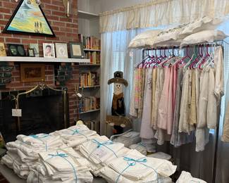 many vintage linens, king size sheet sets