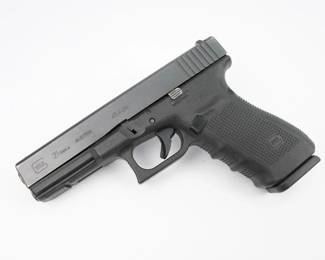 Remarkable for its accuracy and light recoil, the GLOCK 21 Gen4 delivers the power of the 45 Auto round with high magazine capacity. The Modular Back Strap system makes it possible to instantly customize its grip to accommodate any hand size. The reversible magazine catch makes it ideal for left and right-handed shooters The Gen4 system is the perfect complement to the 45 Auto caliber cartridge.This Pistol has a threaded barrel and comes with 2 mags one of which is extended and case. This pistol is in excellent condition showing normal signs of use and wear. 